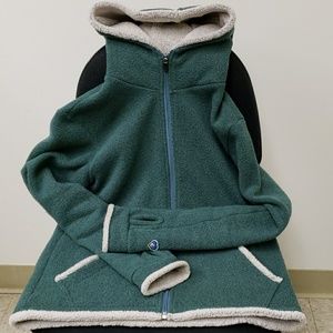 Kuhl zip up jacket. EUC. M.